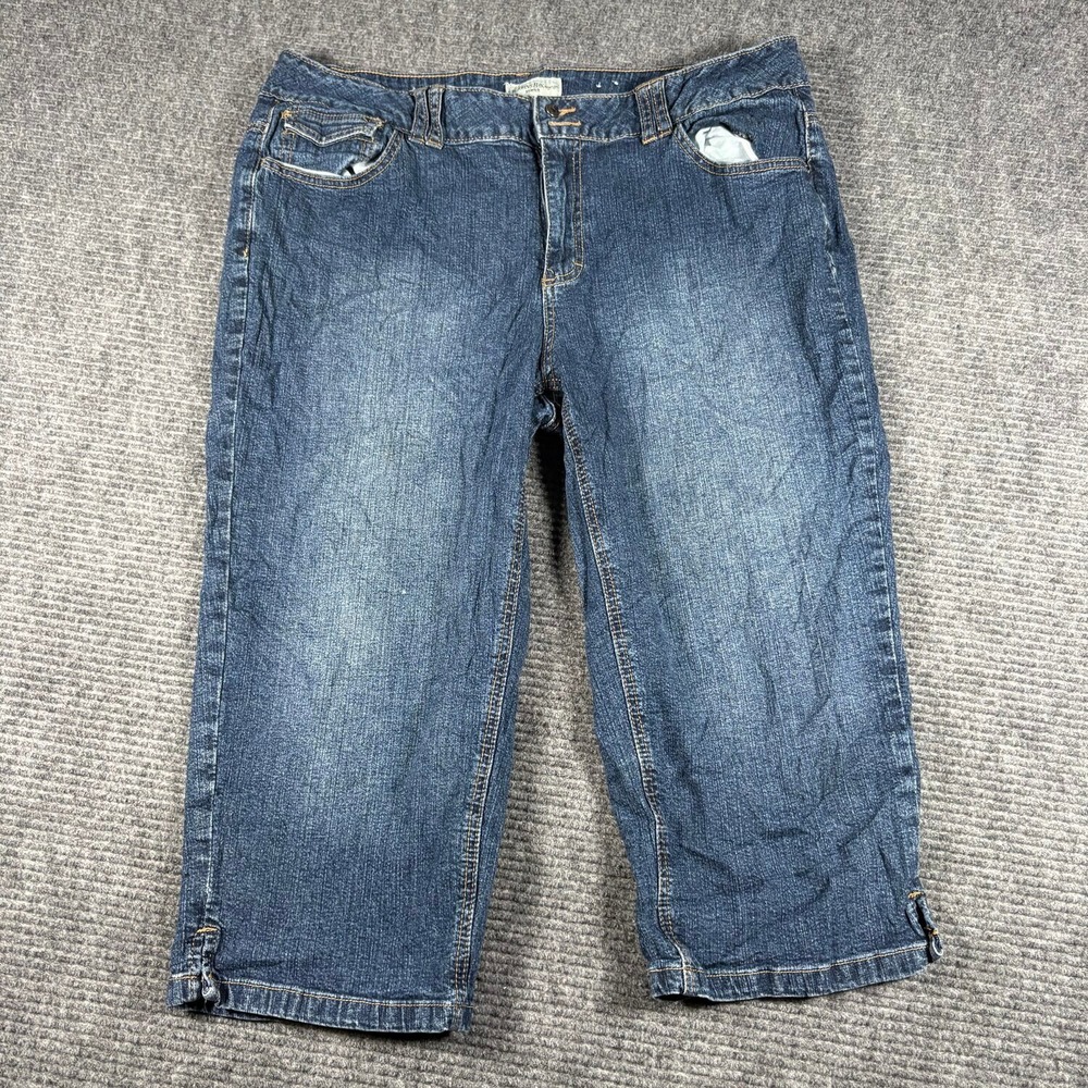 St. John's Bay Capri Jeans Women 18W Blue Excellent Stretch Denim Medium Wash